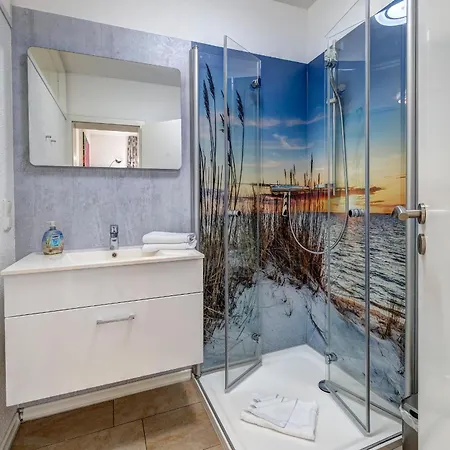 Stranddistel, Haus Gudrun Familiensuite 2 Apartman